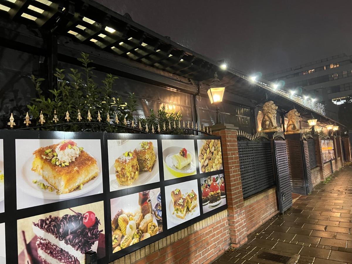 Mj Service - With Skyline View Close To Tube Station - * Londra